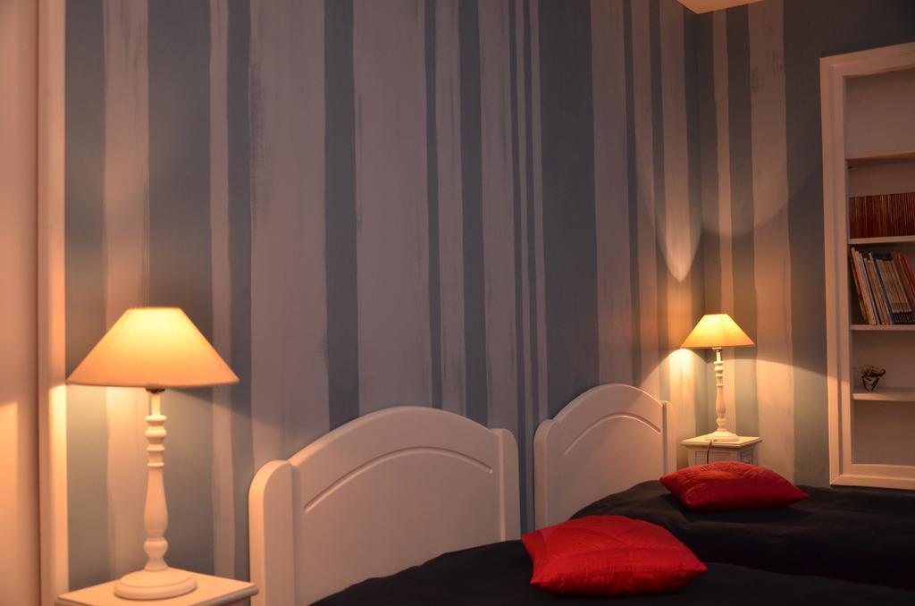 La Closerie Bed & Breakfast Nercillac Oda fotoğraf