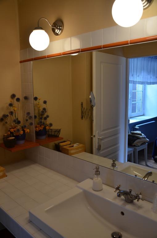 La Closerie Bed & Breakfast Nercillac Oda fotoğraf
